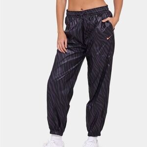 Nike Icon Clash Purple Black Zebra Print Jogger Parachute Pants Size Small